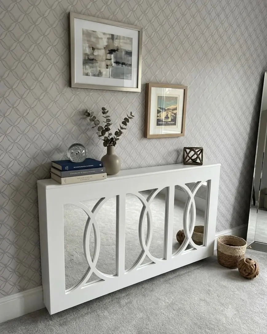 Selene_clip-on_mirror-radiator-cover_soft-white