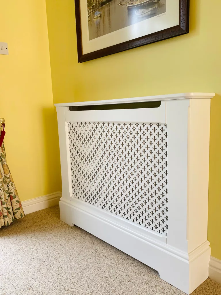 Fleur de Lis Radiator Cabinet - Heritage Housing/Surround in Soft White