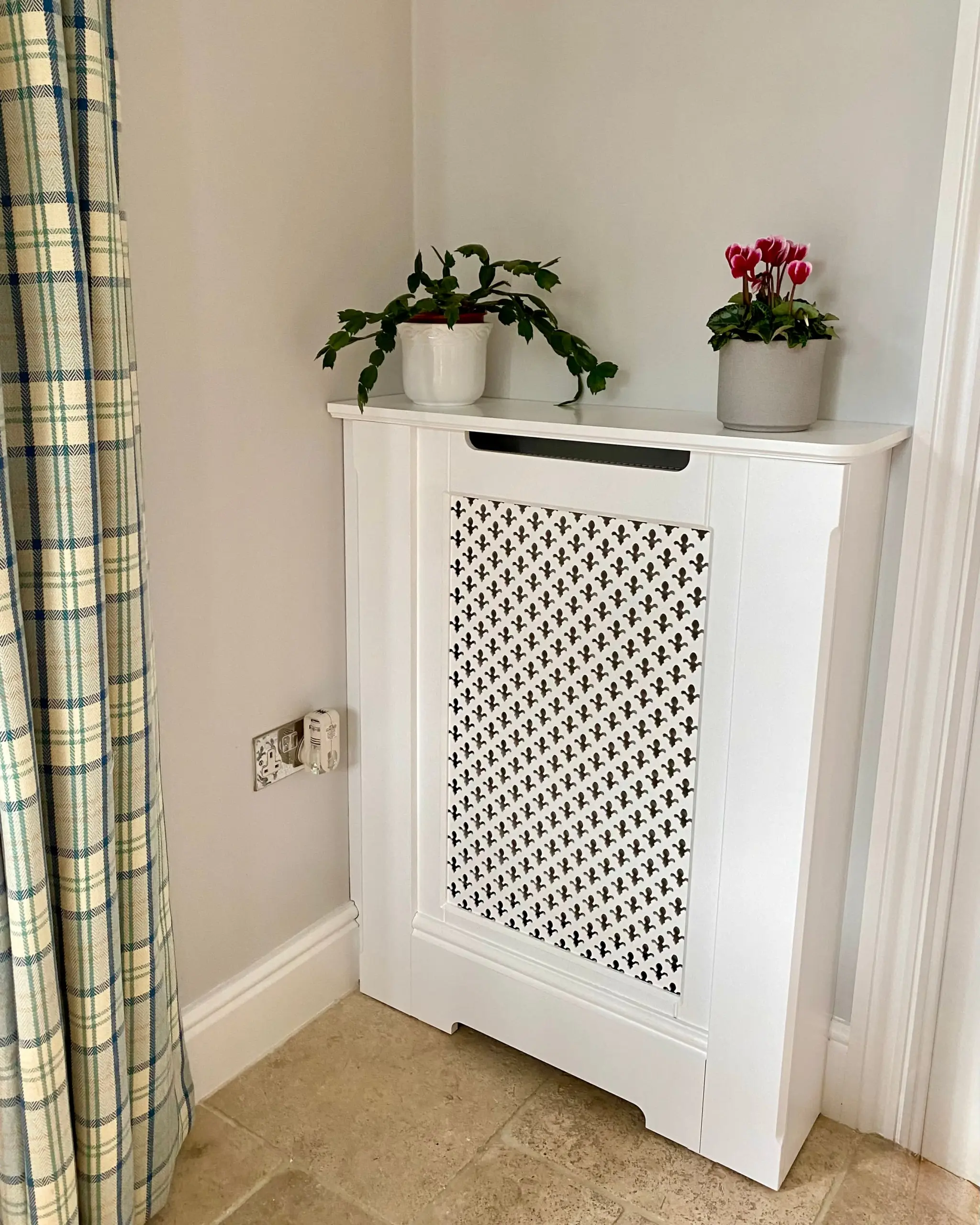 Fleur de Lis Radiator Cabinet in Luxury Housing/Surround Satin White